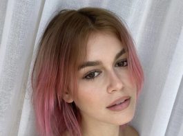 «Розовый – это панк»: у Кайи Гербер новый цвет волос