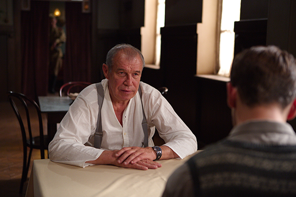 «Ситуация чудовищная»: собрали все, что известно об уходе Сергея Гармаша из «Современника»