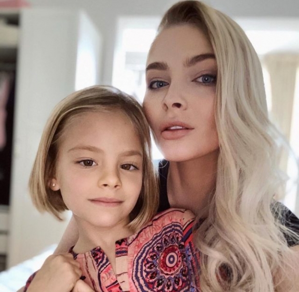 Алена Шишкова о материнстве и «Холостяке»: «Алиса знала, что папа снимается в шоу» 