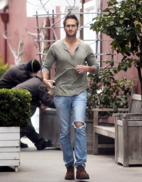 Бен Аффлек в прошлом: Дженнифер Гарнер засняли на свидании с бывшим