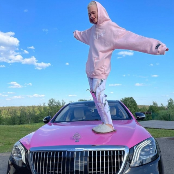 «Друзей у меня нет»: Даня Милохин рассказал об одиночестве