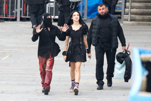 &laquo;Две недели думал о суициде&raquo;: Слава Марлоу рассказал о депрессии, отношениях с Кариной Карамбейби и заработке 