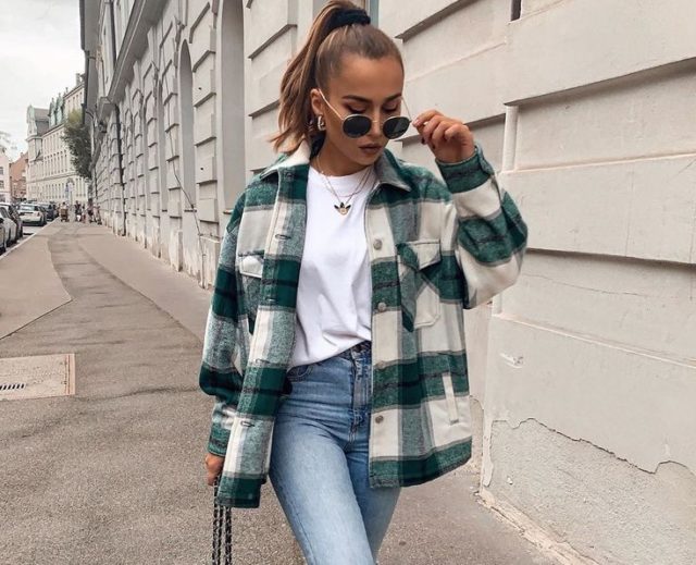 Главный тренд осени: 10 стильных рубашек и пальто в клетку