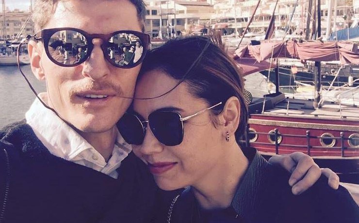 Я с утра в красивом белье: Ляйсан Утяшева рассказала о браке с Павлом Волей