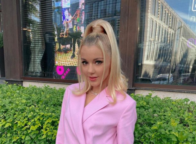 Юлианна Караулова, Диана Арбенина и другие звезды на открытии фестиваля &laquo;Таврида &ndash; АРТ&raquo; 