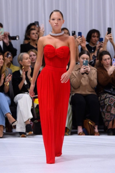 Мама не сдержала слез: 18-летняя дочь Кейт Мосс открыла показ в Нью-Йорке