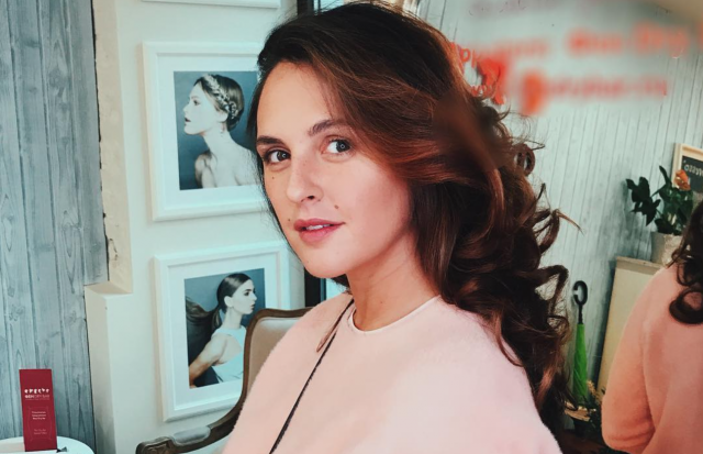 Минус 10 килограммов: актриса Мария Шумакова поразила поклонников новой фигурой 