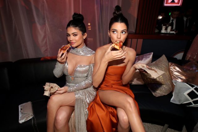 «Скоро будет 20 малышей»: беременность Кайли шокировала Кендалл Дженнер