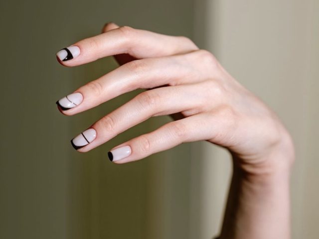 Тренд в маникюре: гибридный френч 