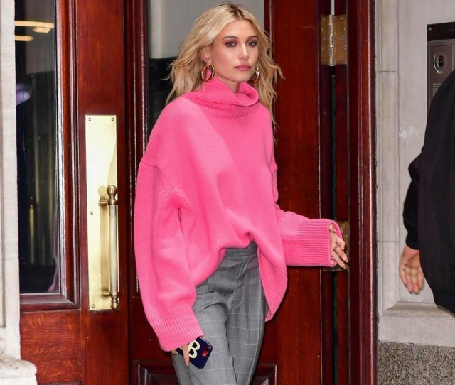 Утепляемся: 15 стильных свитеров на осень