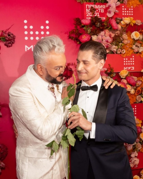 Будет суд: «Муз-ТВ» обвинили в пропаганде нетрадиционных отношений среди детей