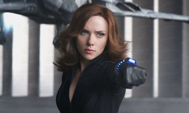 Дали заднюю: Скарлетт Йоханссон и Disney уладили спор о гонораре за «Черную вдову»
