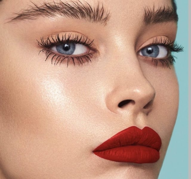 Формы щеточек: как выбрать идеальную тушь