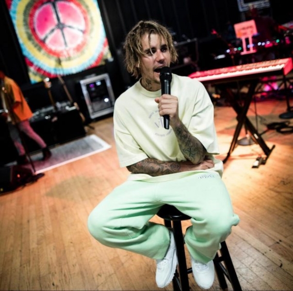 «Готовится вернуться на сцену»: вышел первый трейлер документального фильма о Джастине Бибере