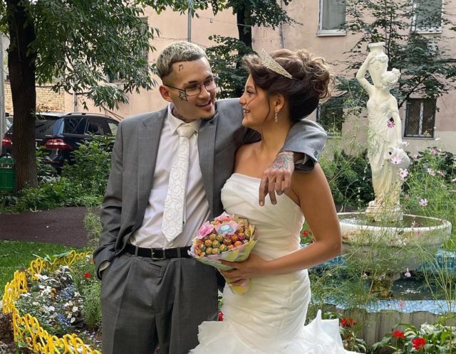 «Хочу делать добро и дарить позитив»: Моргенштерн о стоимости свадьбы, пиар-романе и завершении карьеры