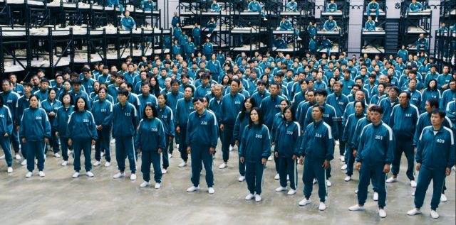 «Я не богат»: сколько заплатили режиссеру «Игры в кальмара»?