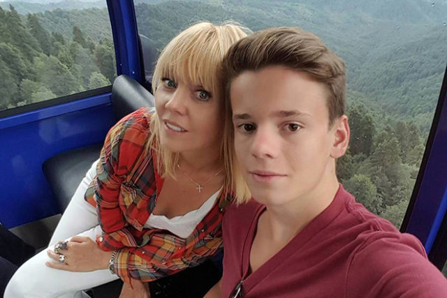 Mercedes за 20 миллионов: 21-летний сын Валерии выбирает новую машину