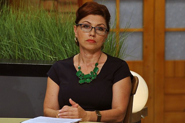 Найдет вторую половинку за 250 тысяч рублей: Роза Сябитова назвала стоимость ее сватовских услуг