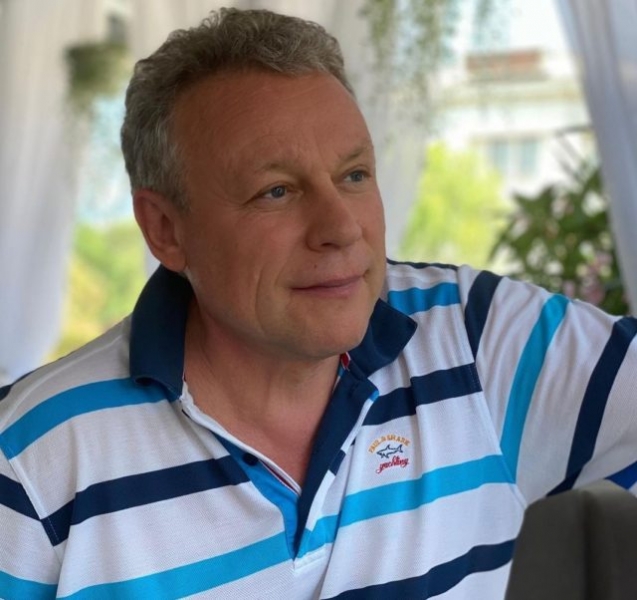 Не опять, а снова: Сергей Жигунов развелся с женой 