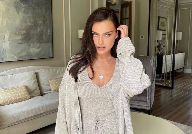 «Он приказал, чтобы я отнекивалась максимально»: Елена Темникова рассказала о просьбе Максима Фадеева