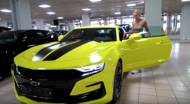 От спорткаров до особняка: как Настя Ивлеева и Элджей разделили имущество 