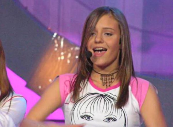 Певица Ангина родила дочь