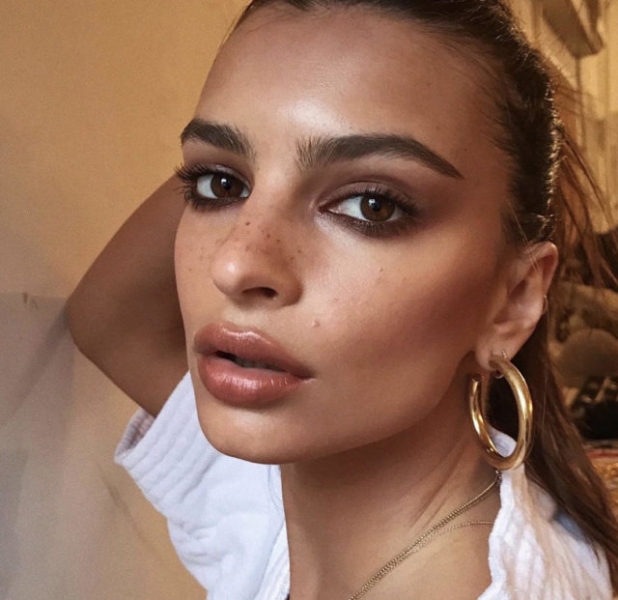 Под тон и тип кожи: Елена Крыгина о том, как найти свой идеальный тональный крем