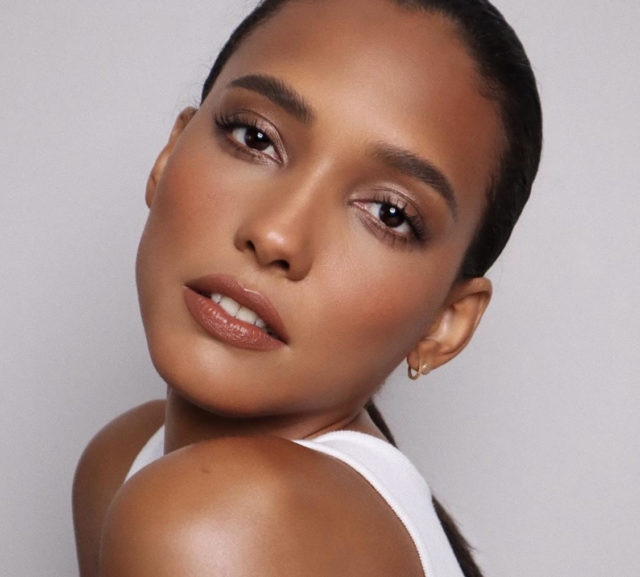 Под тон и тип кожи: Елена Крыгина о том, как найти свой идеальный тональный крем