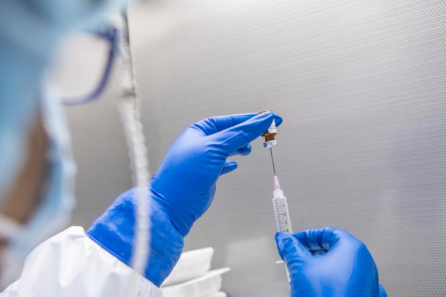 Появилась первая в мире вакцина против рака груди