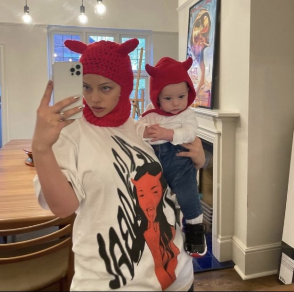 Редкие фото: Катя Кищук поделилась фотографией с подросшим сыном