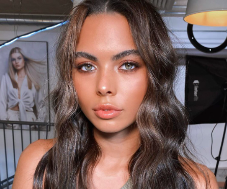 Топ методов для коррекции бровей: от пластики до макияжа 