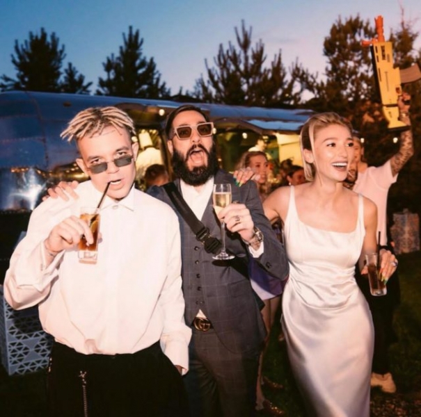 Вилла на Мальдивах: сколько стоит отдых Насти Ивлеевой и Элджея