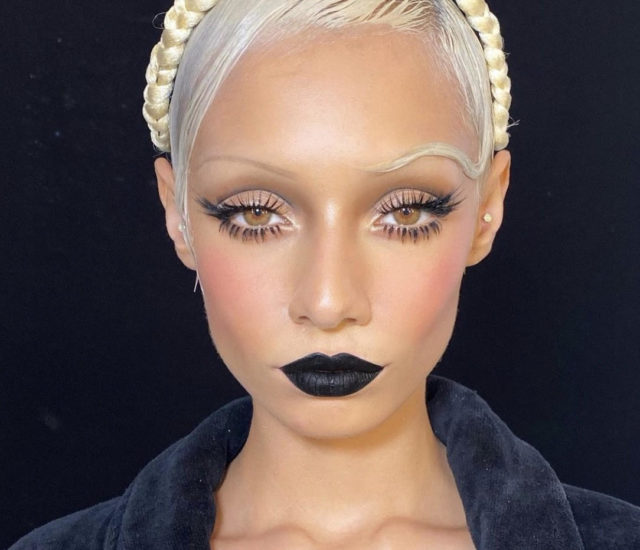 Все просто: как с помощью макияжа создать эффект наращенных ресниц 