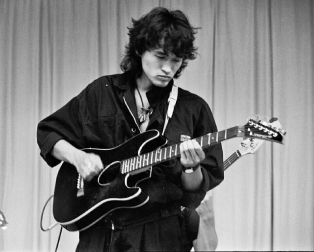 Цифра дня: нераспечатанное письмо Цоя выставили на аукцион за 100 тысяч рублей 