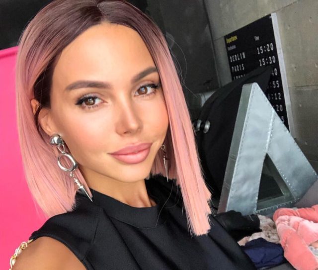 Мне всё равно: Оксана Самойлова резко ответила на критику своей косметики