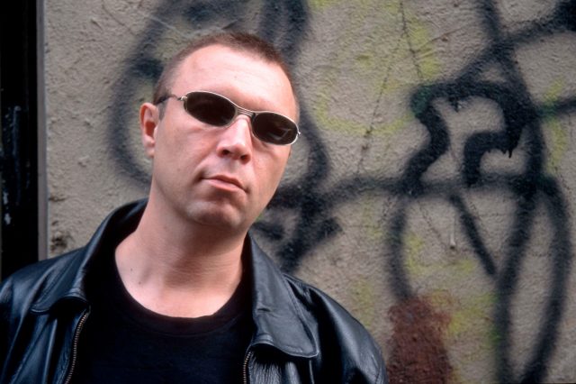 Пелевин в Тайланде? В Сети догадываются о местонахождении таинственного писателя