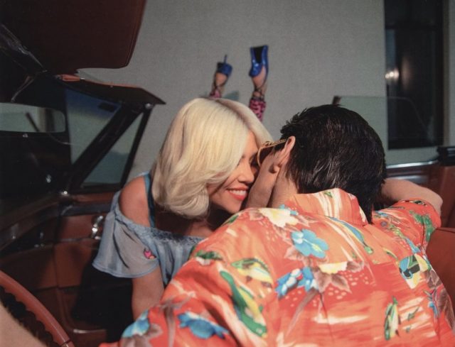 По сценарию Тарантино: как нарядились Кортни Кардашьян и Трэвис Баркер на Хэллоуин 