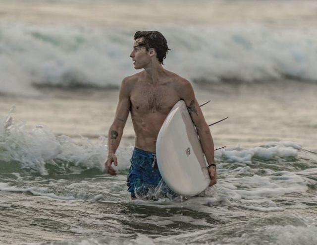 После неожиданного расставания: Шон Мендес и Камила Кабелло публикуют откровенные фотографии