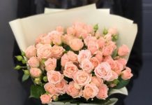 Букеты из Кустовых роз в Подарок