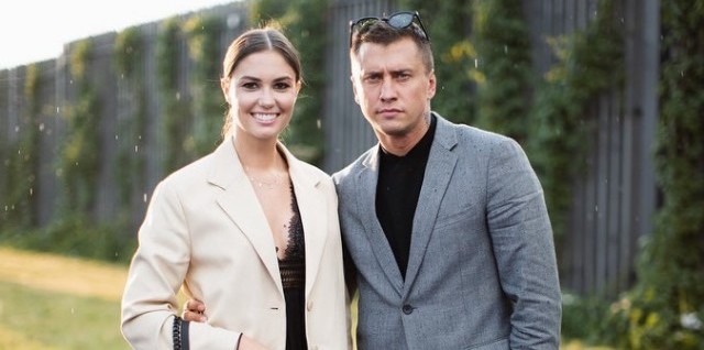 За Прилучным в больнице ухаживает Мирослава Карпович