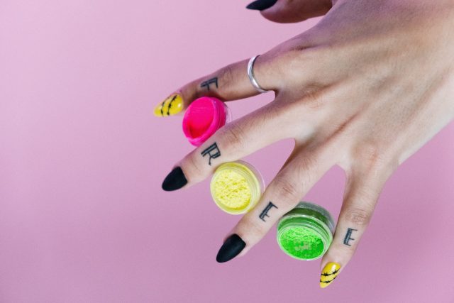 5 вариантов модного френч-маникюра 