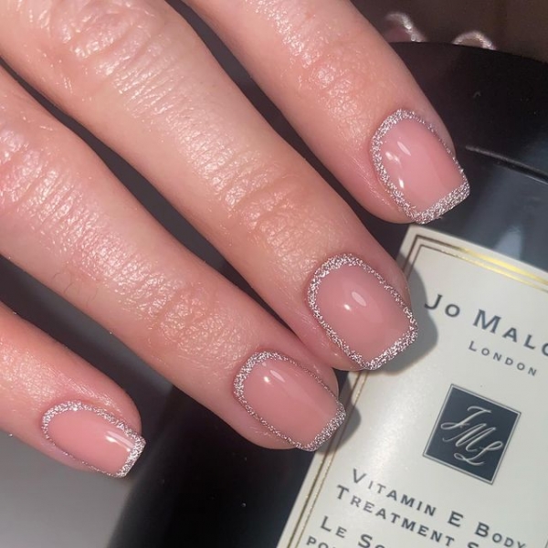 5 вариантов модного френч-маникюра 