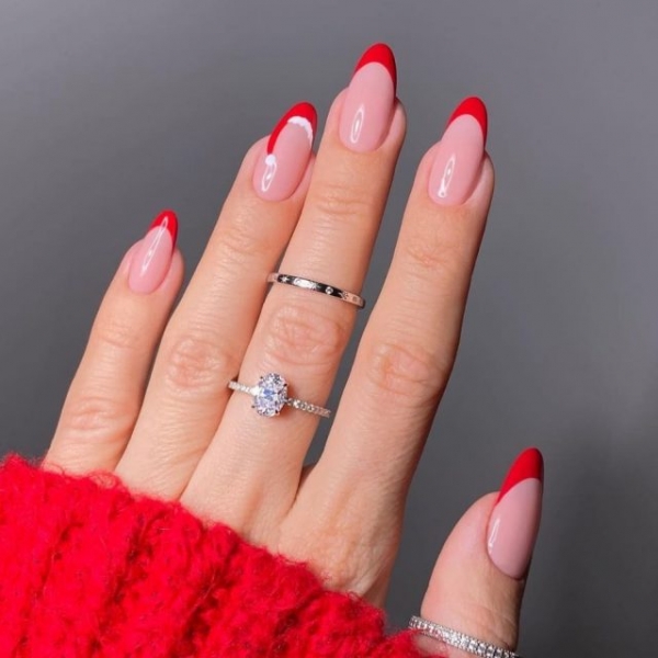 5 вариантов модного френч-маникюра 