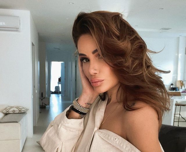 Айза рассказала о том, что у нее появился возлюбленный