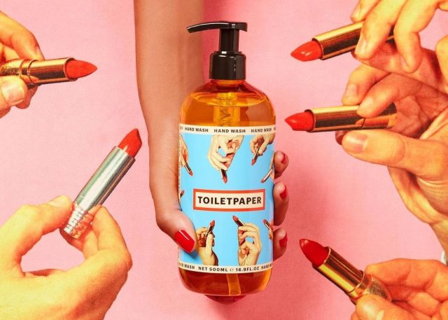Бренд Toilet Paper эксцентричного итальянского художника запустил линию косметики (и это больше, чем искусство)