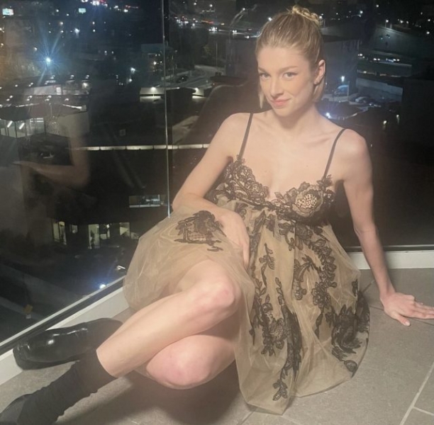 Будет свадьба? Звезда «Эйфории» появилась платье из коллекции Vera Wang