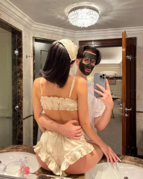 Дина Саева переехала с братом Элджея на Кипр 