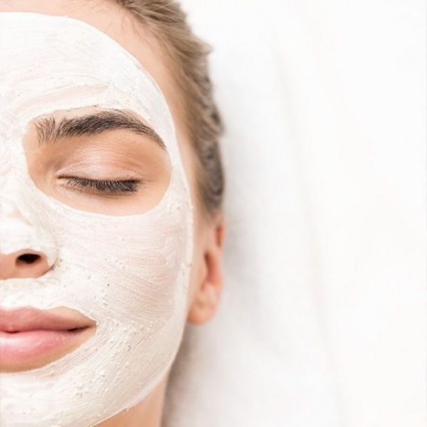 «Горячая» косметика: как использовать, чтобы не обжечься