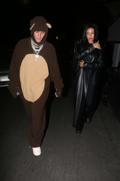 И жили они долго и счастливо: Джастин Бибер опроверг слухи о расставании с Хейли