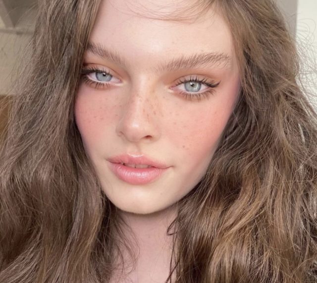 Косметика с пептидами: что нужно о ней знать 